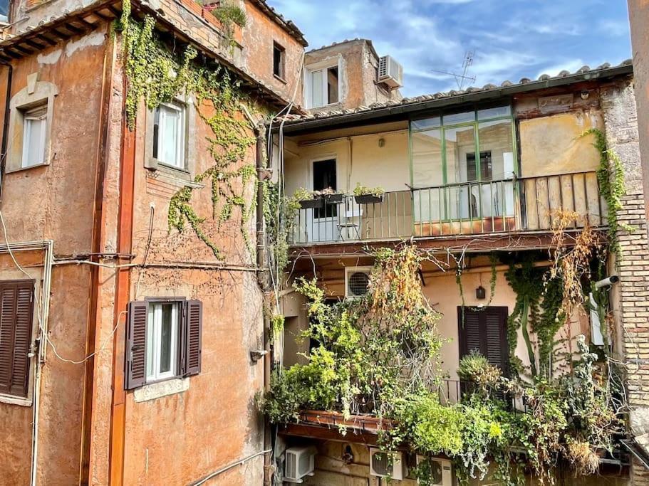 Lovely Apartment In Via Della Scala, Trastevere Řím Exteriér fotografie