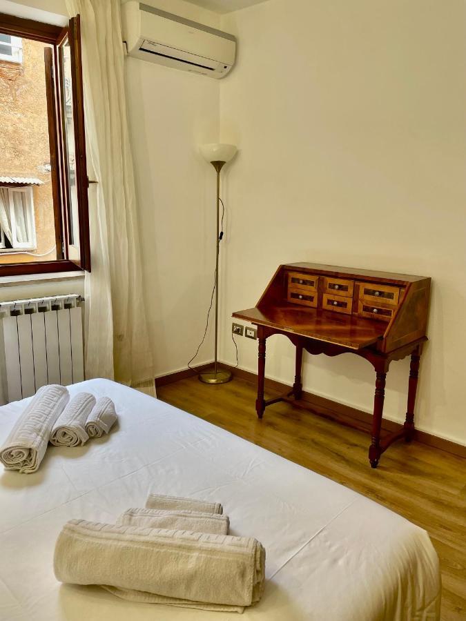 Lovely Apartment In Via Della Scala, Trastevere Řím Exteriér fotografie